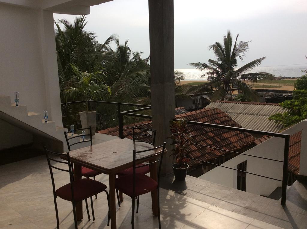 Petit Guest House Negombo Kamer foto